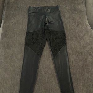 Black blackmilk leggings